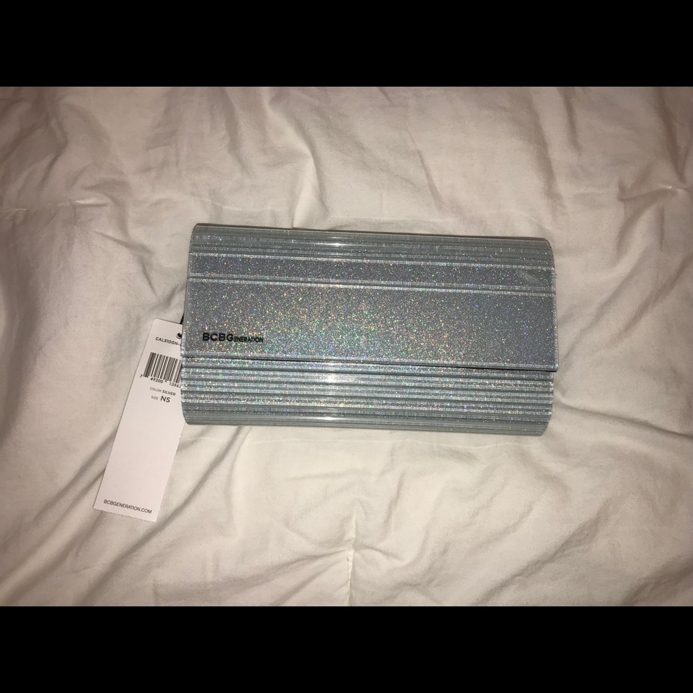 BCBG ENERATION CLUTCH